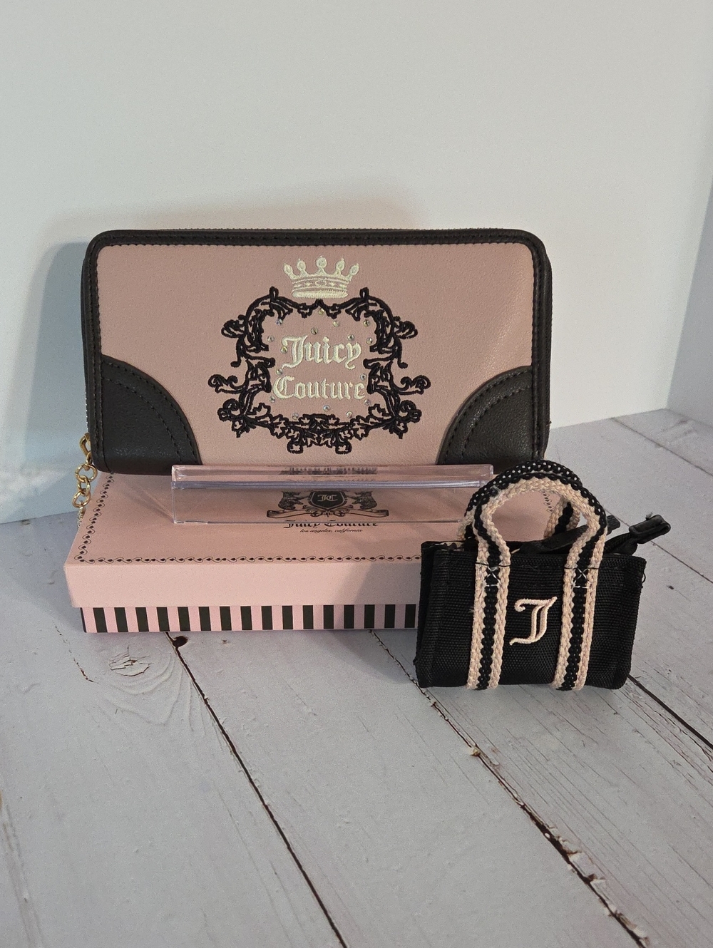 Juicy Couture Heritage Large Zip-around Wallet with Mini Tote Charm